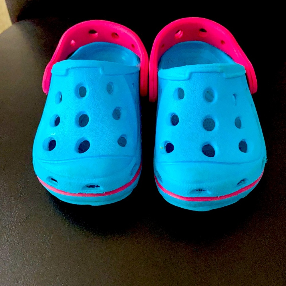 SOLD- Croc like shoes for little girl. Size 7. Turquoise and Pink.